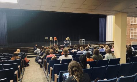 The first theater meeting of the 2021-2022 school year.