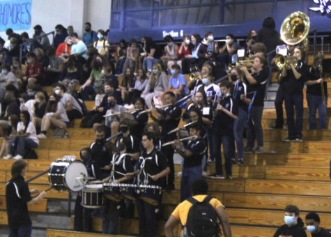 SCHS Marching Band performs at the Homecoming assembly