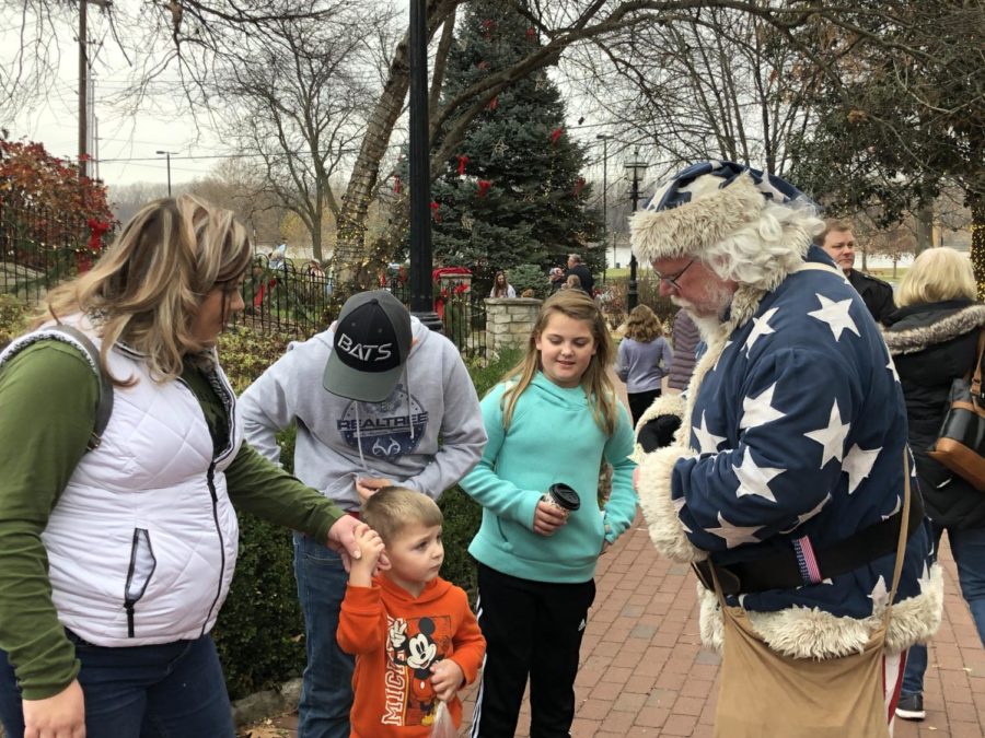 Civil War Santa interacts with guests on Dec. 5.