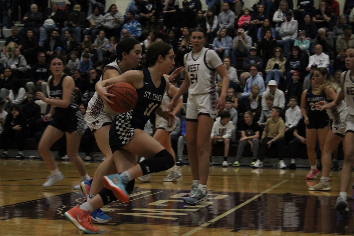 Grace Basler driving with the ball 