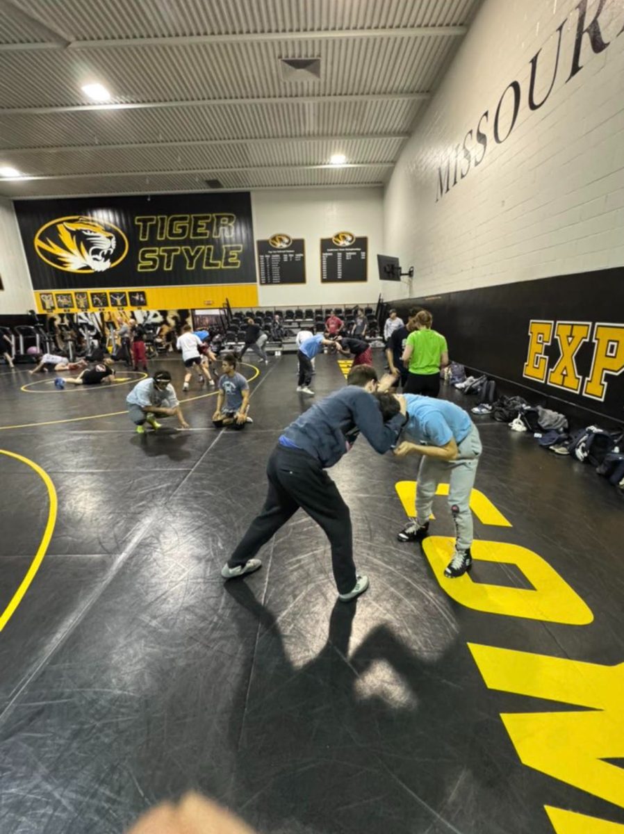 Wrestlers practice in Mizzou's wrestling room