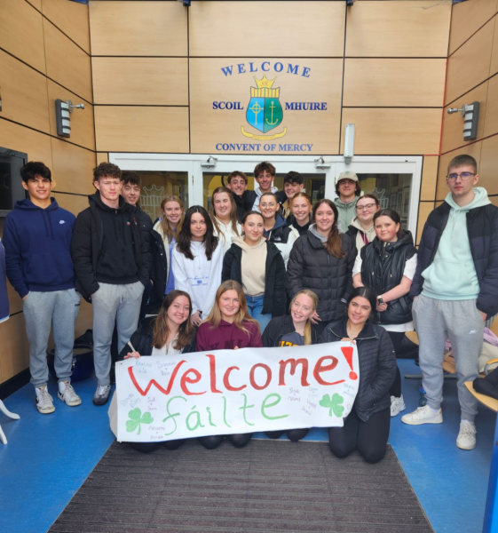 Irish and American students in Scoil Mhuire