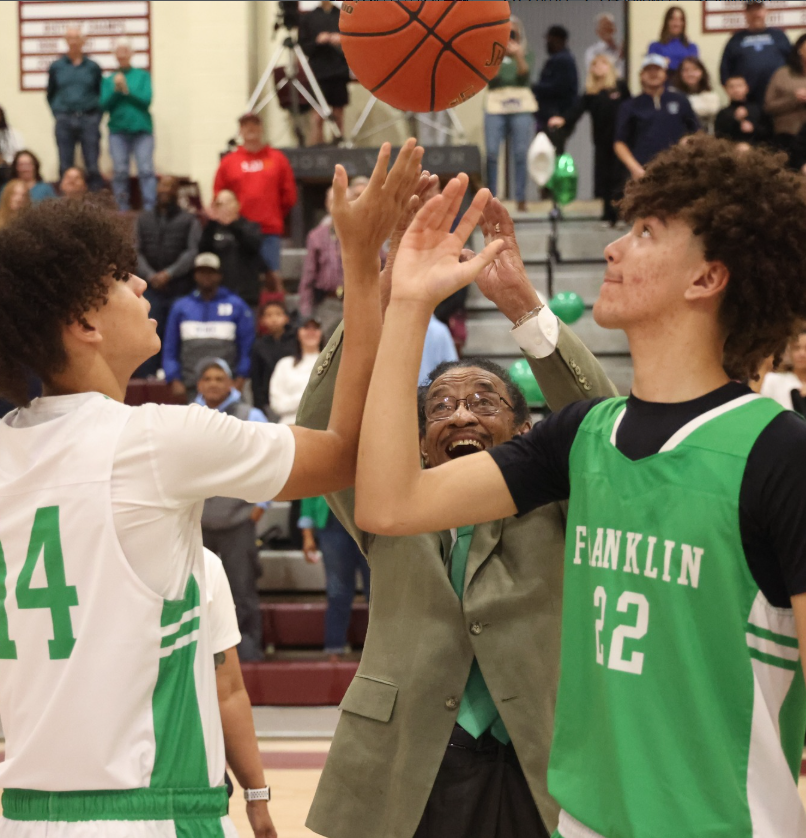Franklin alumni honors the tip off of High vs. West rivalry on Feb. 13. (Courtesy @stchascitysch)
