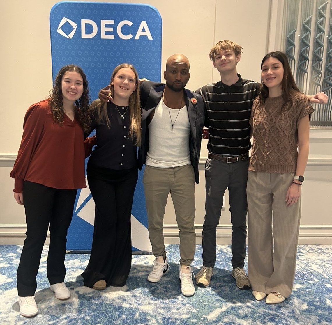 DECA Takes a Trip to Orlando